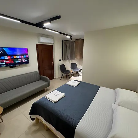 Cozy Double In Center 3*