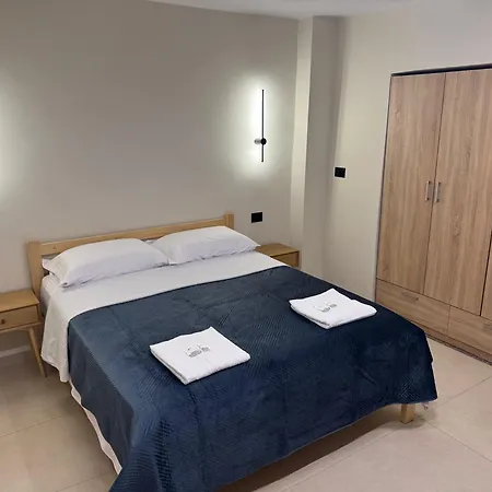 Pensionat Cozy Double In Center